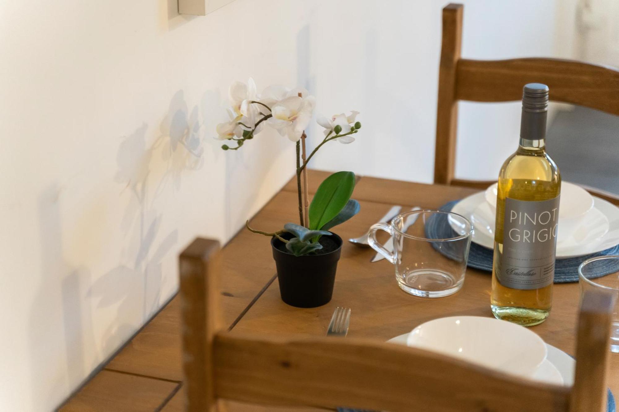Stylish New Apartment - Free Wifi & Netflix - Top Rated - 3Mh Cradley Heath Eksteriør bilde